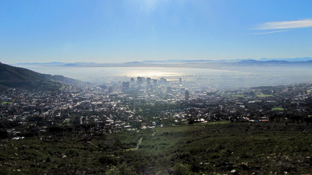 Vue sur Cape Town du haut de Table Mountain